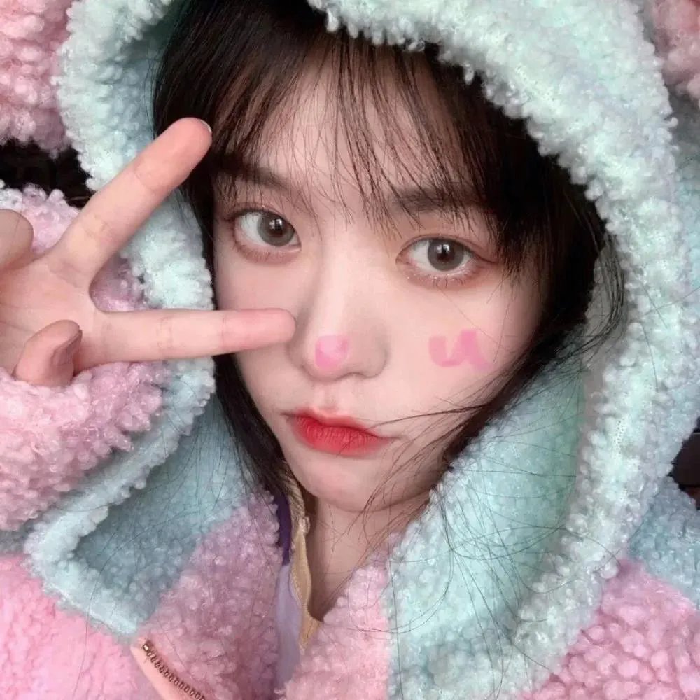 别人末日我靠超市被批老婆奴