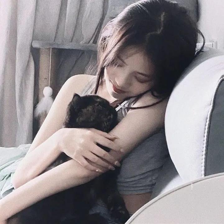 家有乖孙，衣锦还乡